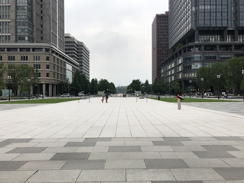 Avenue to the Imperial Palace